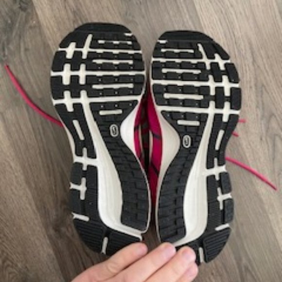 NEW Pink Nike shoes Pegasus 2 - Picture 6 of 6